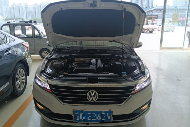 Volkswagen Lavida 2019 car image #20