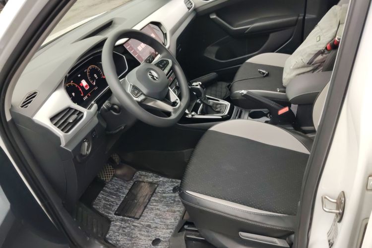 Volkswagen Tacqua 2021 car image #17