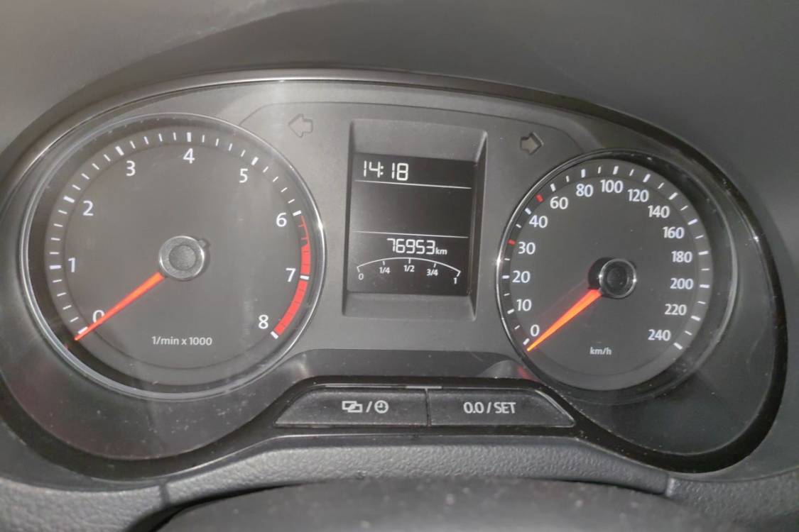 Volkswagen Polo 2014 #25 Volkswagen Polo 2014 car image #25