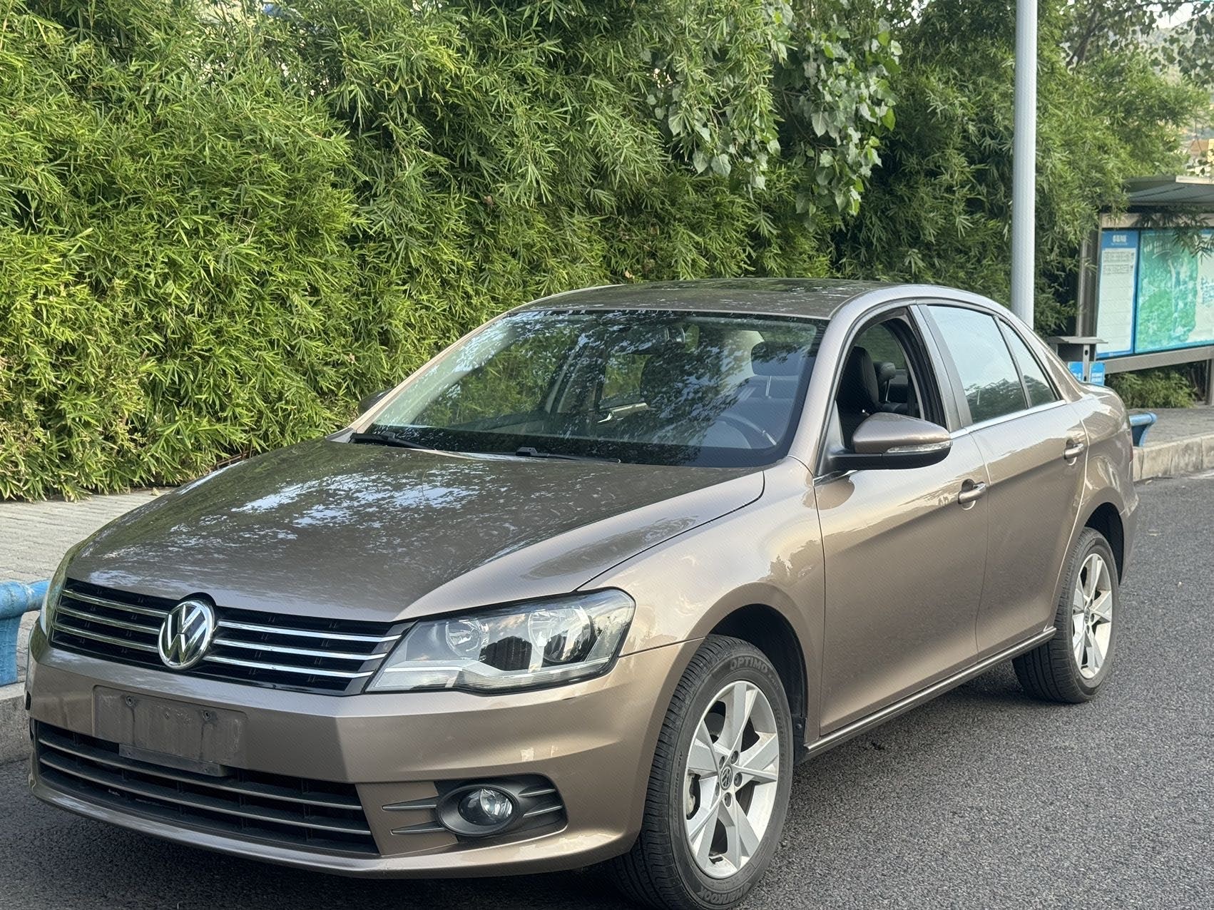 Volkswagen Bora 2015 car image 