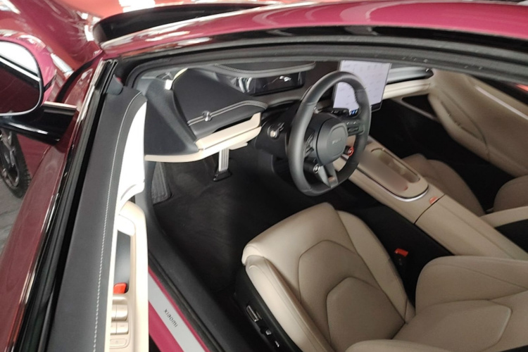 MI SU7 2025 car image #16