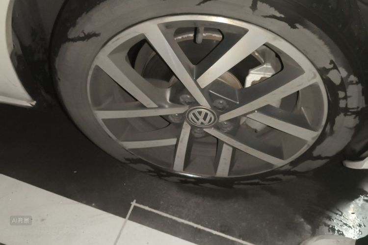 Volkswagen Golf 2020 car image #9