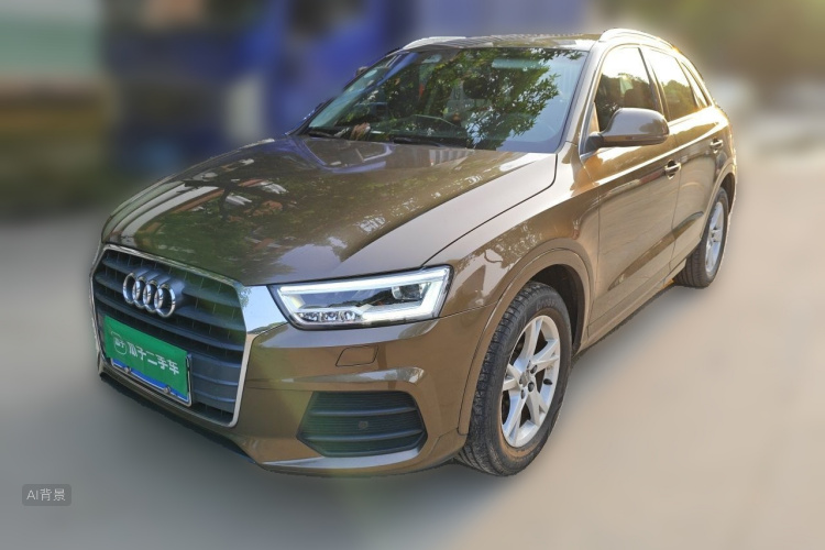 Audi Q3 2018 car image #2