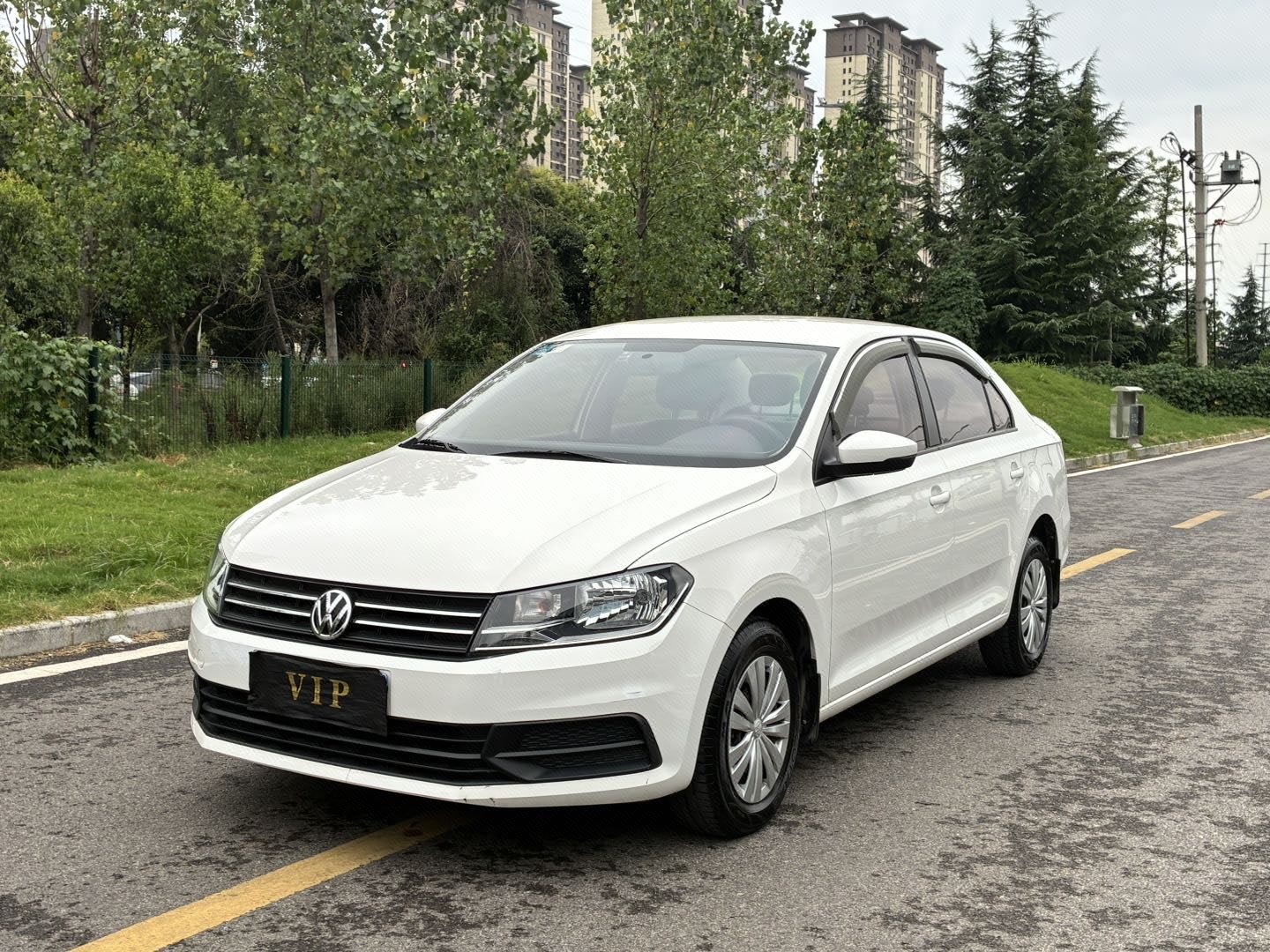 Volkswagen Santana 2020 car image 