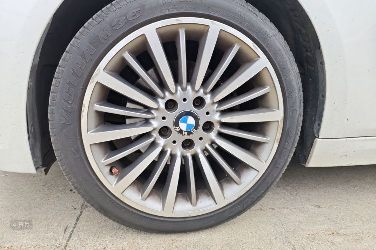 BMW 3 Series 2018 #9 BMW 3 Series 2018 car image #9