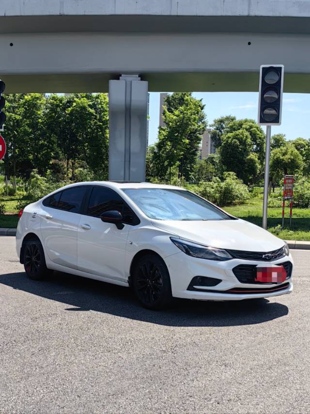 Chevrolet Cruze 2019 #3 Chevrolet Cruze 2019 car image #3