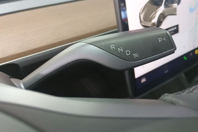 Tesla Model 3 2021 #18 Tesla Model 3 2021 car image #18