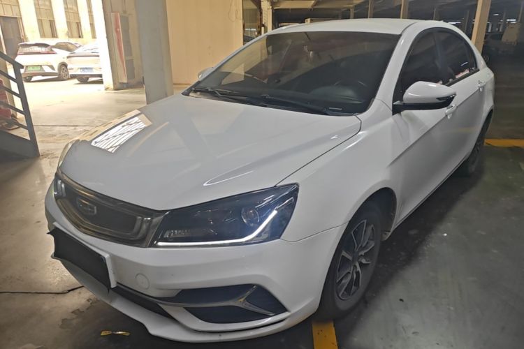 GEELY Emgrand 2019 صورة سيارة #2