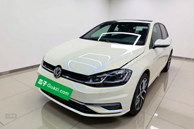 Volkswagen Golf 2018 car image #2