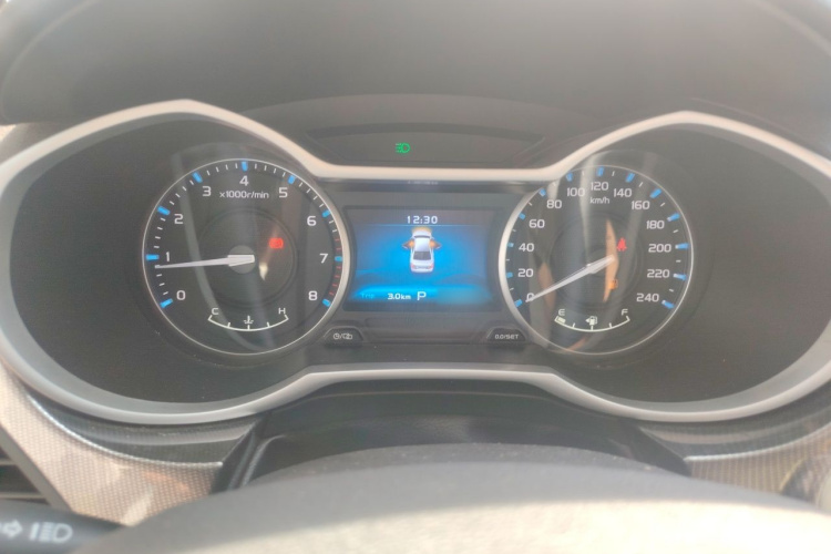 GEELY Emgrand 2017 #14 GEELY Emgrand 2017 car image #14