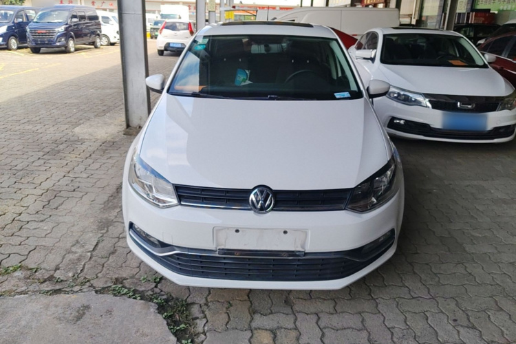 Volkswagen Polo 2018 imagen de coche #3