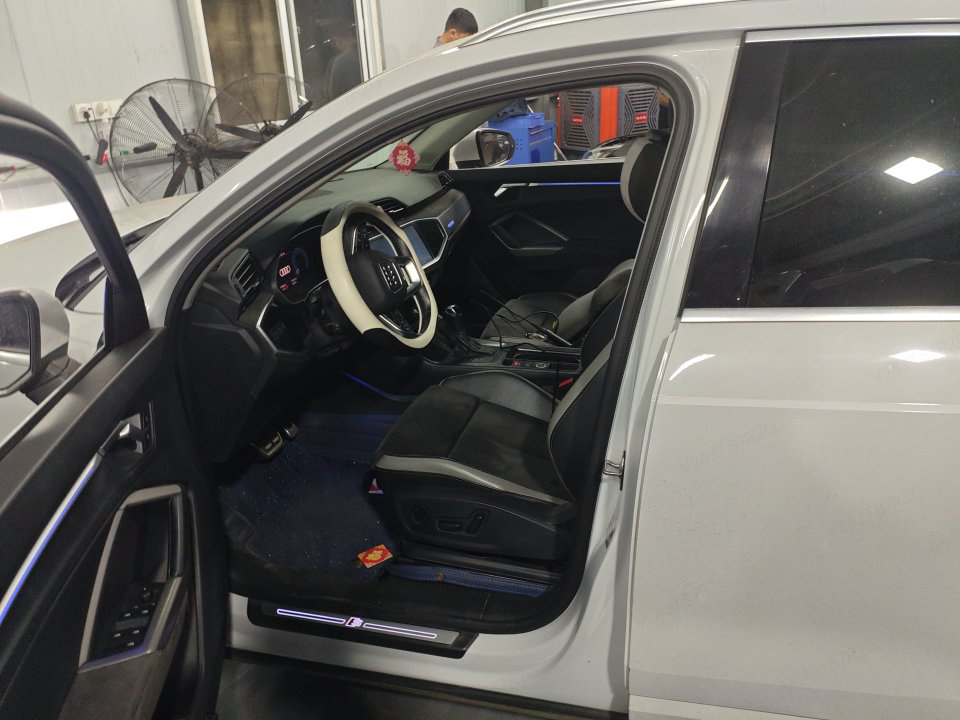 Audi Q3 2021 Audi Q3 2021 image de voiture