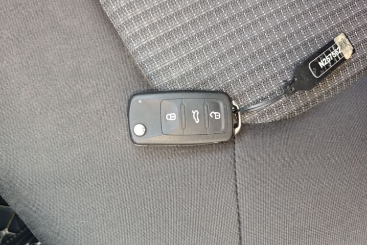 Volkswagen Santana 2019 car image #9