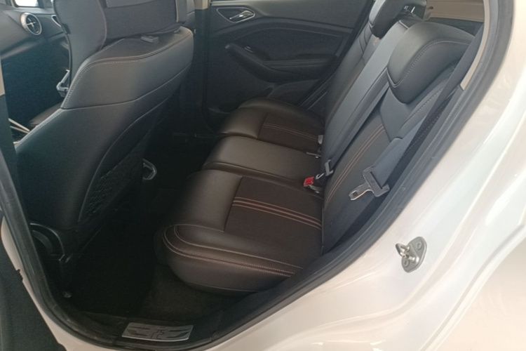 BYD Yuan 2017 #17 BYD Yuan 2017 car image #17