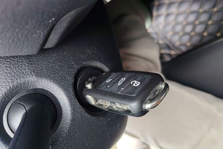 Volkswagen Polo 2019 #9 Volkswagen Polo 2019 car image #9