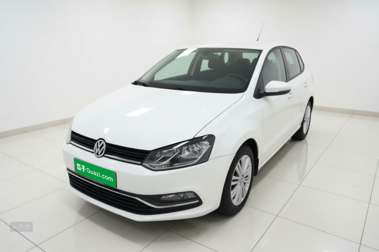 Volkswagen Polo 2019 car image #2