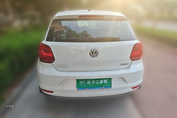 Volkswagen Polo 2019 car image #6