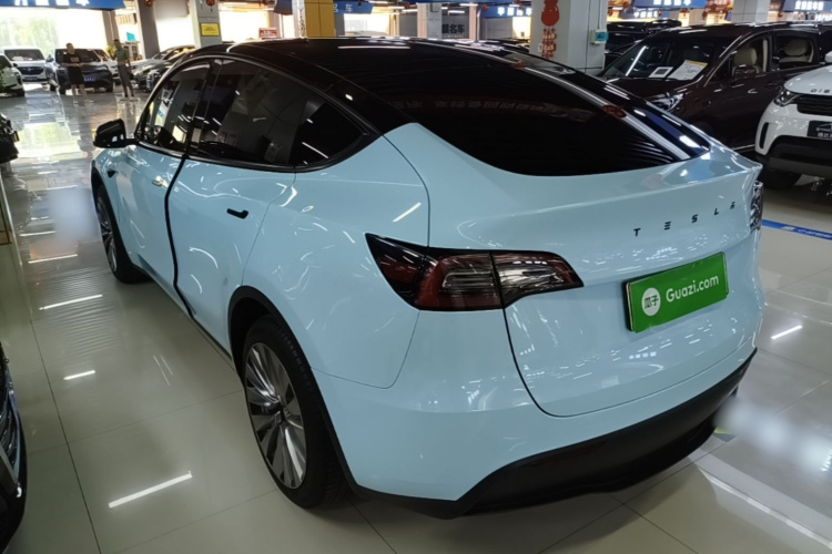 Tesla Model Y 2023 #7 Tesla Model Y 2023 immagine di auto #7