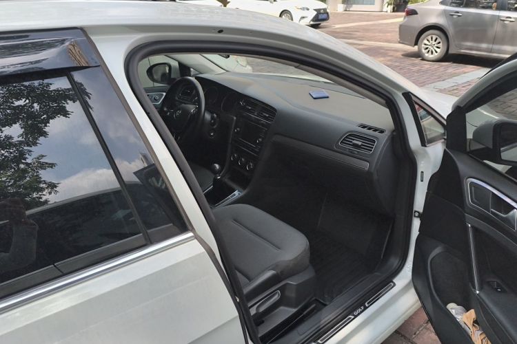 Volkswagen Golf 2018 #27 Volkswagen Golf 2018 car image #27