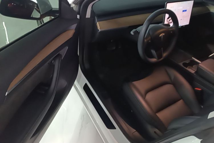 Tesla Model 3 2023 #16 Tesla Model 3 2023 car image #16