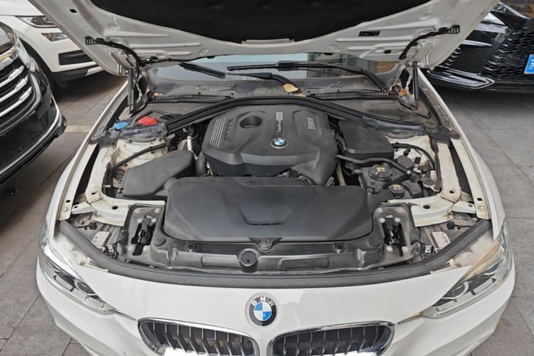 BMW 3 Series 2019 #20 BMW 3 Series 2019 car image #20