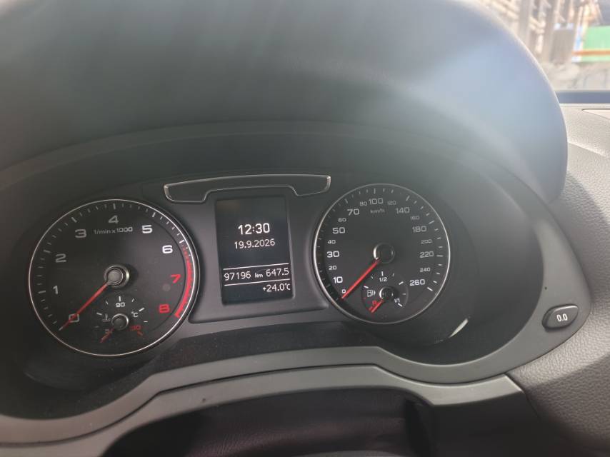 Audi Q3 2019 #6 Audi Q3 2019 car image #6