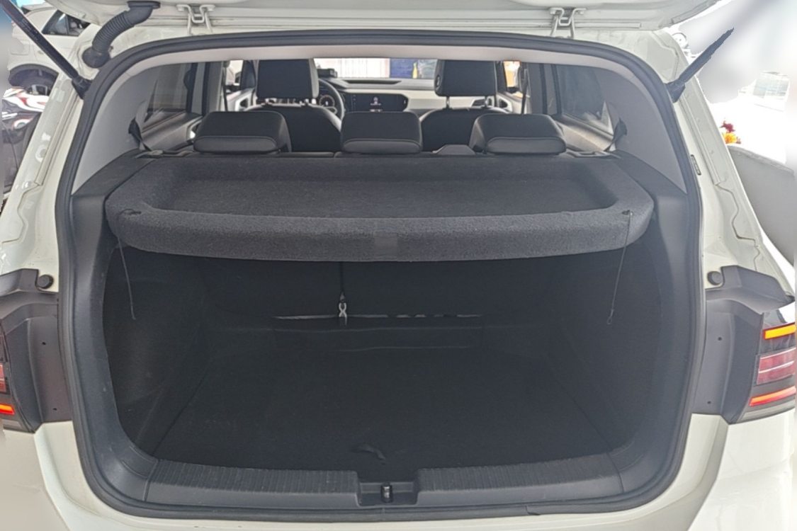 Volkswagen Tacqua 2024 imagem de carro #10