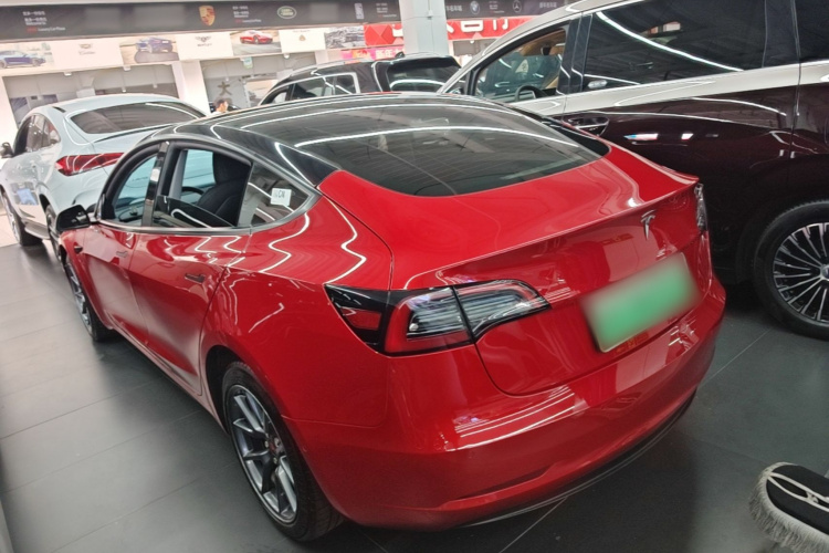 Tesla Model 3 2022 car image #5