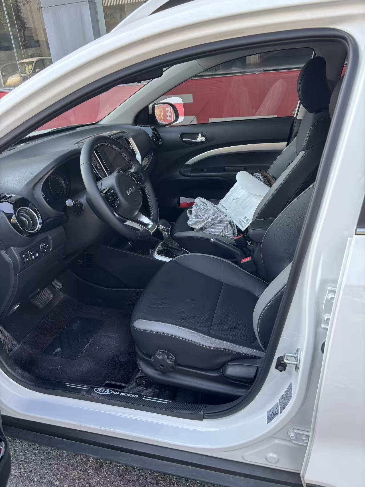 Kia KX1 2026 immagine di auto #4