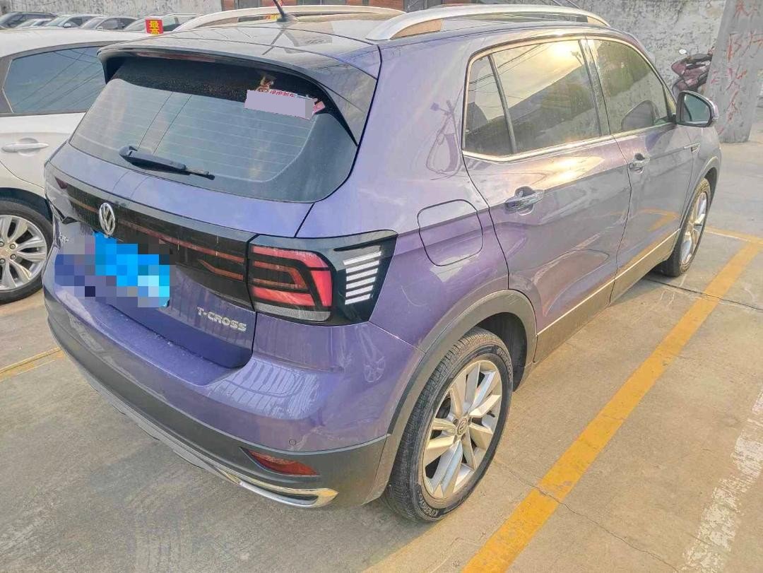 Volkswagen T-Cross 2019 car image #7