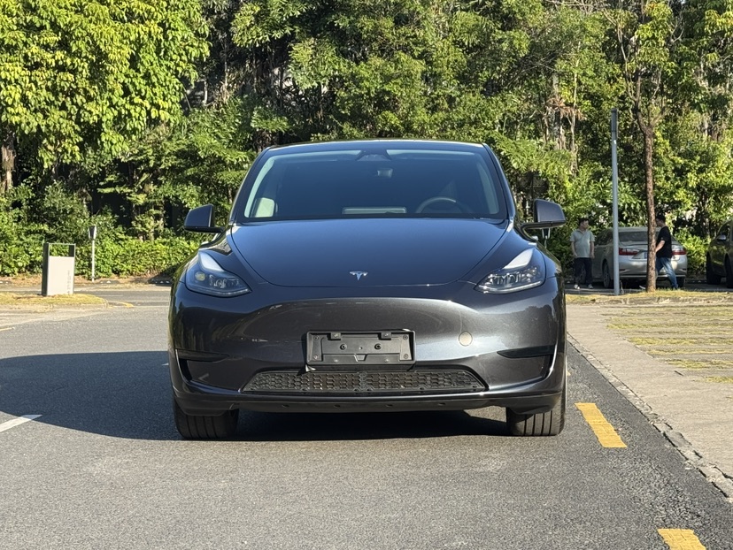 Tesla Model Y 2024 #2 Tesla Model Y 2024 изображение автомобиля #2