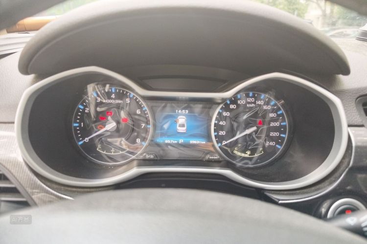 GEELY Emgrand 2017 #13 GEELY Emgrand 2017 car image #13