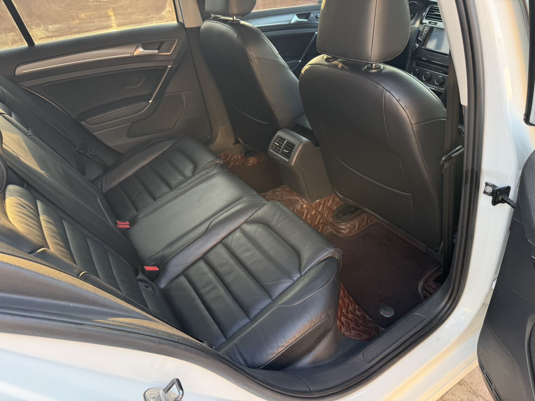 Volkswagen Golf 2015 immagine di auto #8