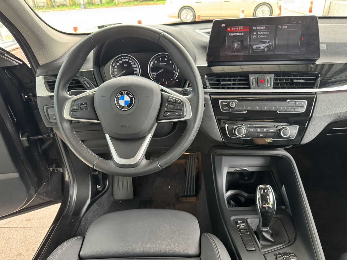BMW X1 2022 #8 BMW X1 2022 car image #8