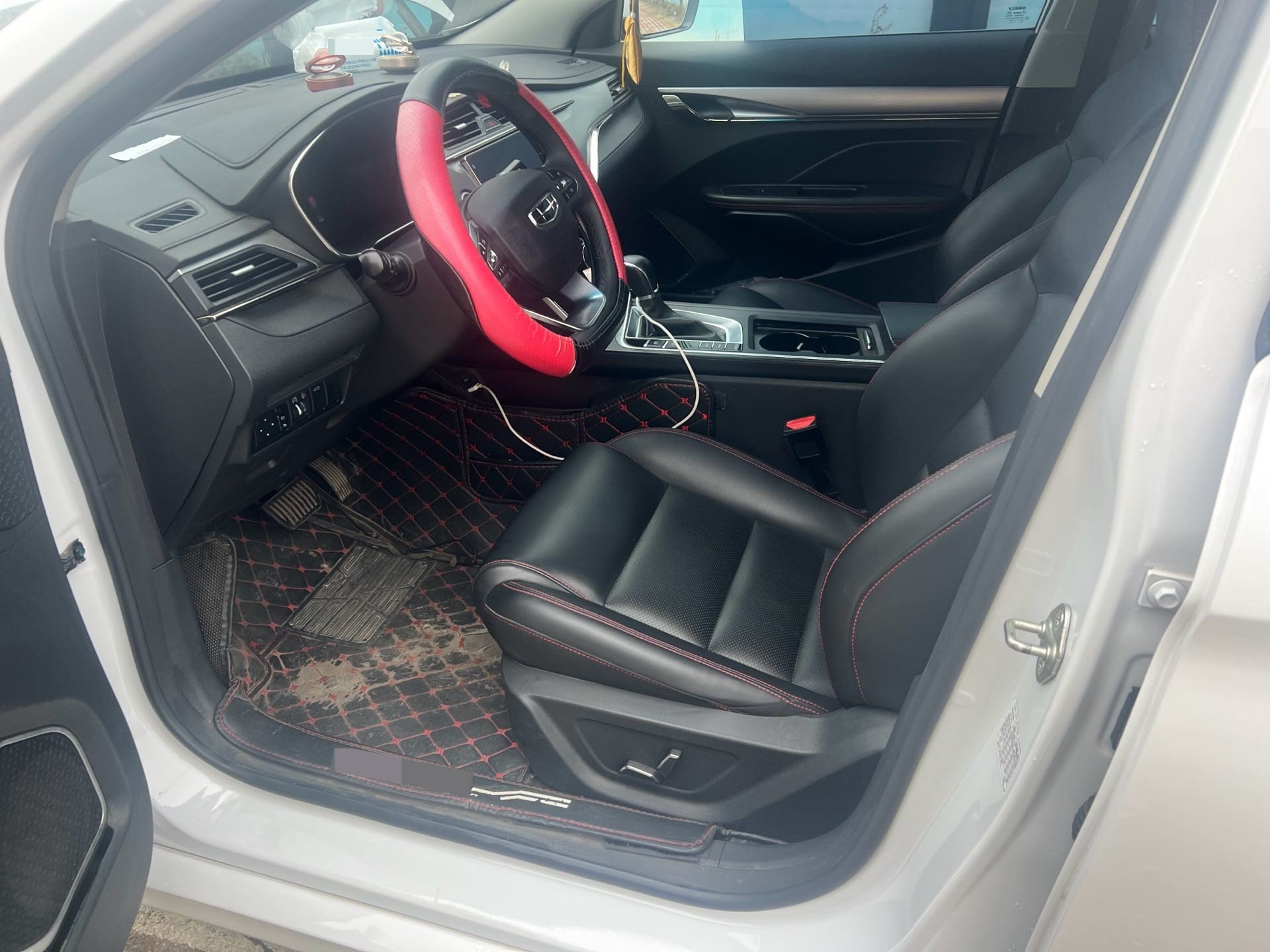 GEELY Binray 2020 car image #3