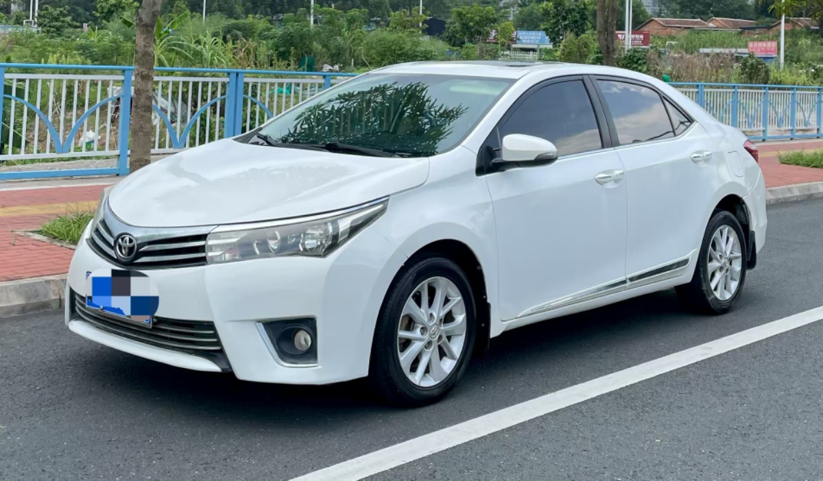 Toyota Corolla 2014 Toyota Corolla 2014 car image