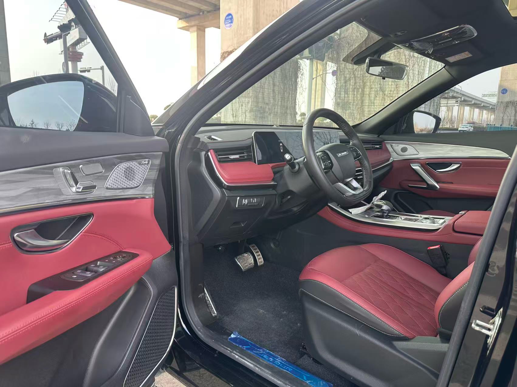 Jetour X70 PLUS 2023 car image #2