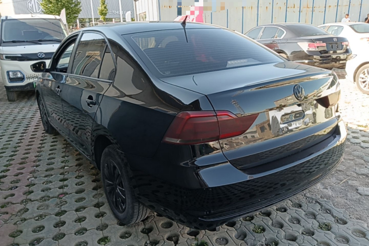 Volkswagen Santana 2018 car image #5