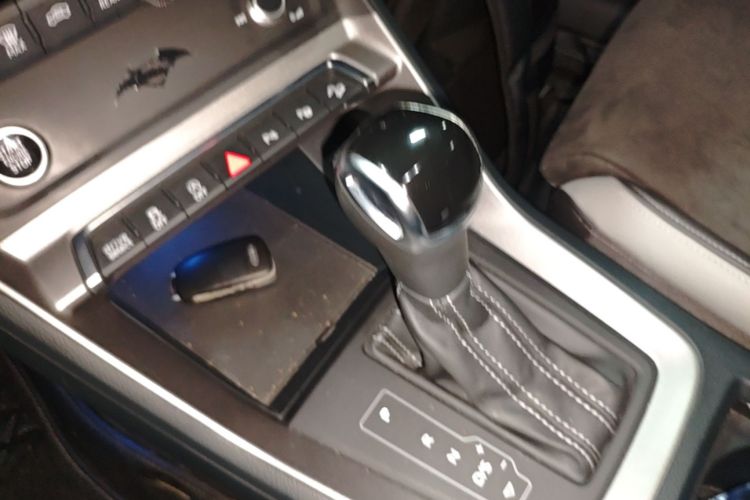 Audi Q3 2021 immagine di auto #14