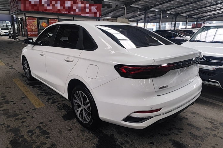 GEELY Emgrand 2024 car image #5
