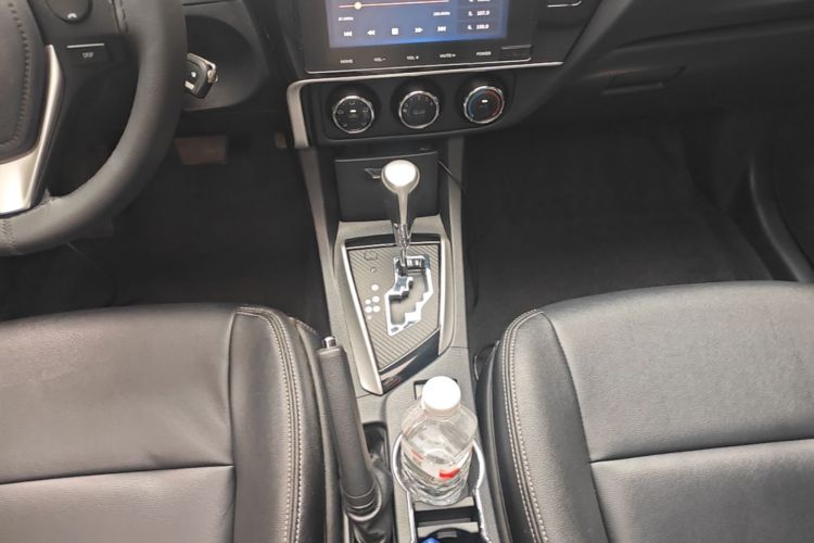 Toyota Corolla 2018 car image #14