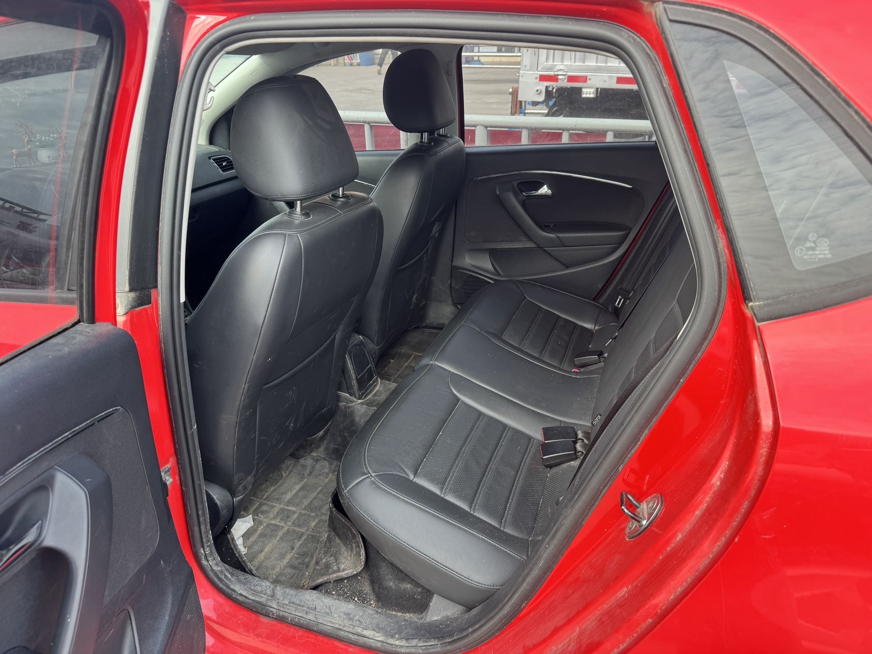 Volkswagen Polo 2017 car image #3