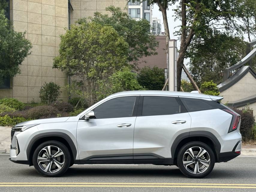 GEELY Boyue L 2025 car image #5