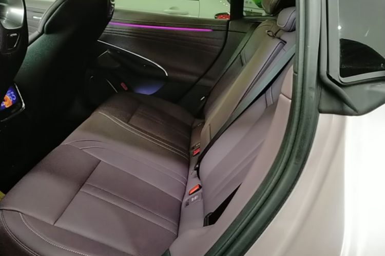 2026 #13 2026 immagine di auto #13