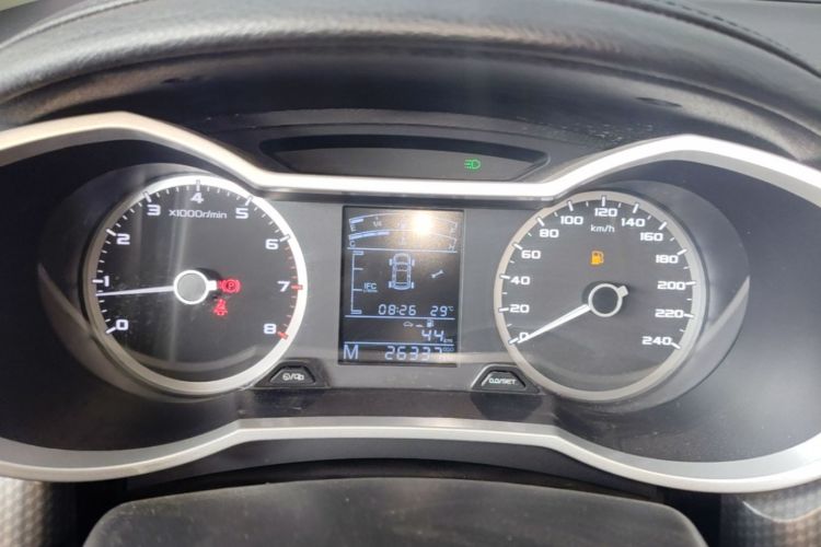 GEELY Emgrand GS 2017 car image #12