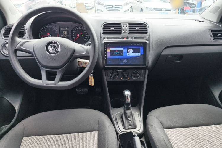 Volkswagen Polo 2018 #10 Volkswagen Polo 2018 car image #10