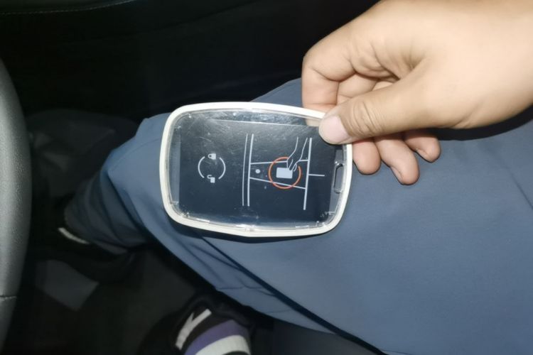 Tesla Model 3 2023 car image #14