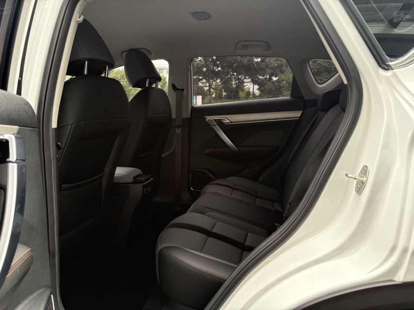 GEELY Coolray 2024 car image #5
