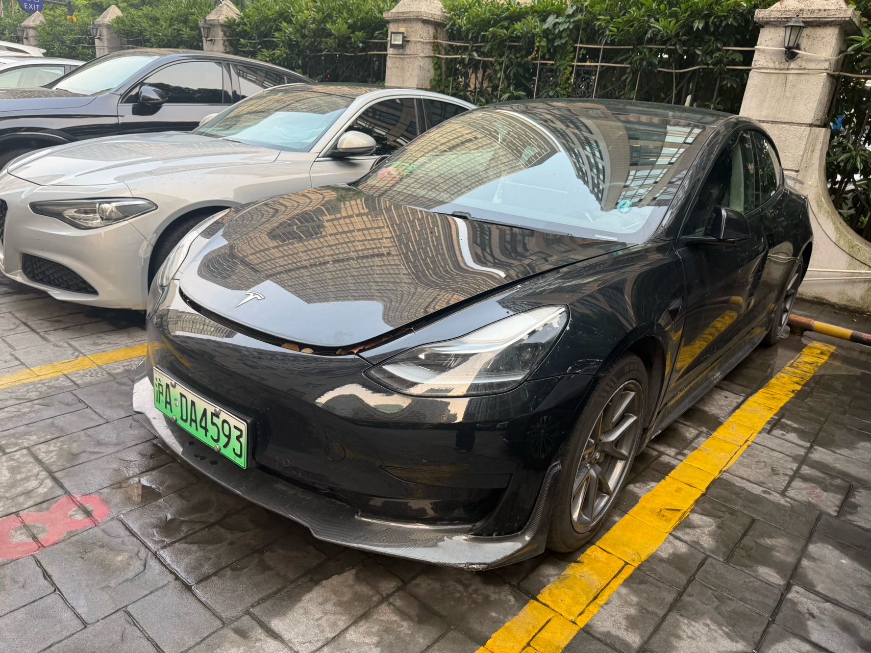 Tesla Model 3 2021 car image 