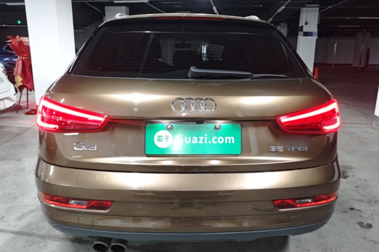 Audi Q3 2017 car image #6